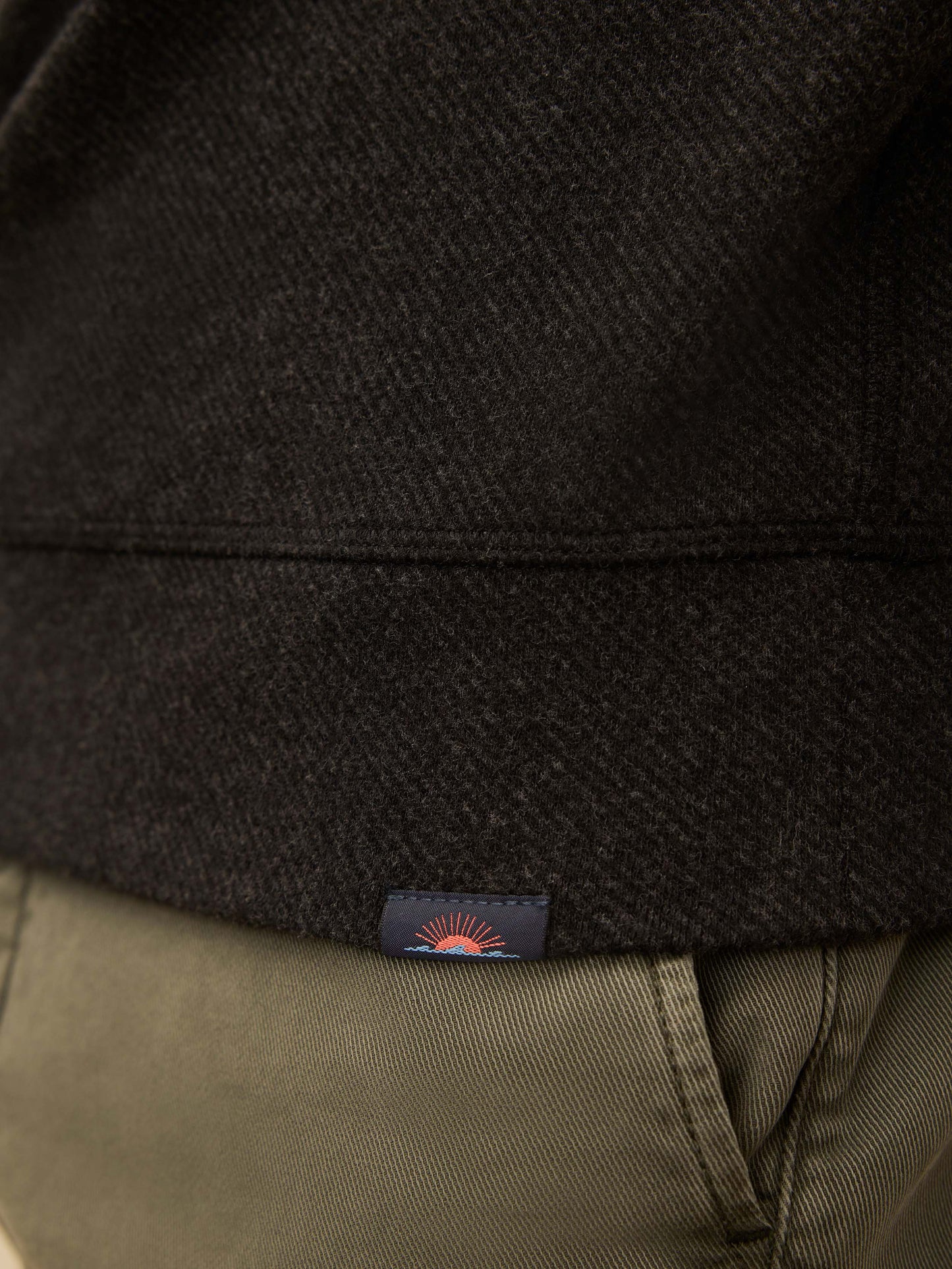 Legend™ Sweater Crew - Heathered Black Twill