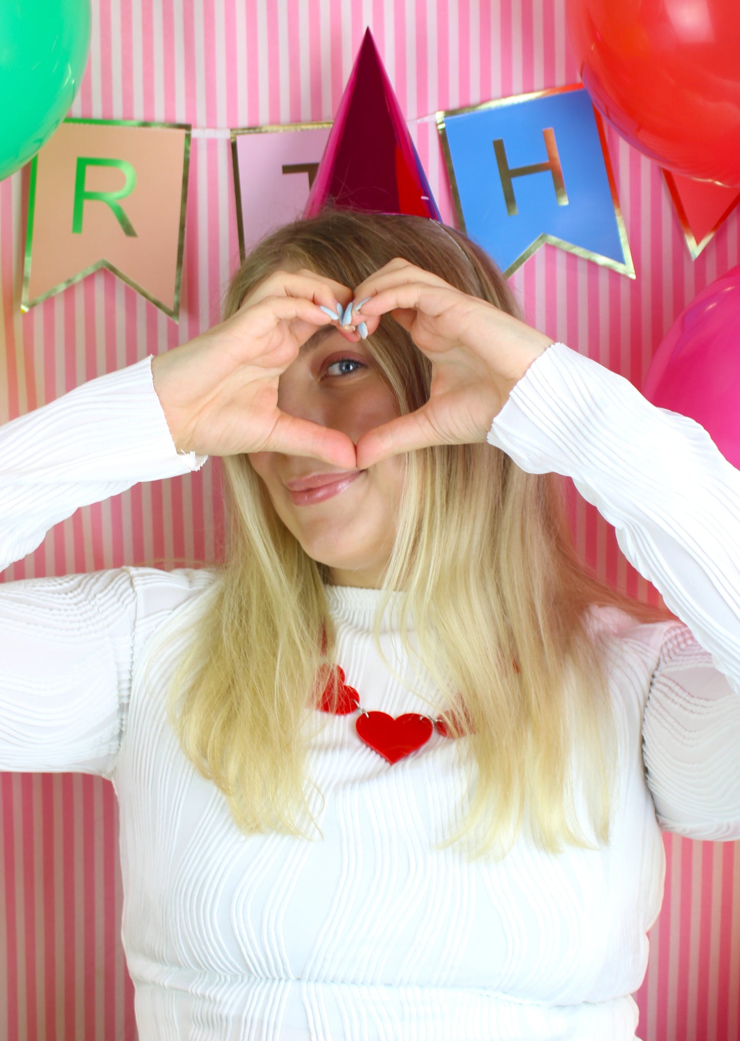 Red Heart Collar Necklace