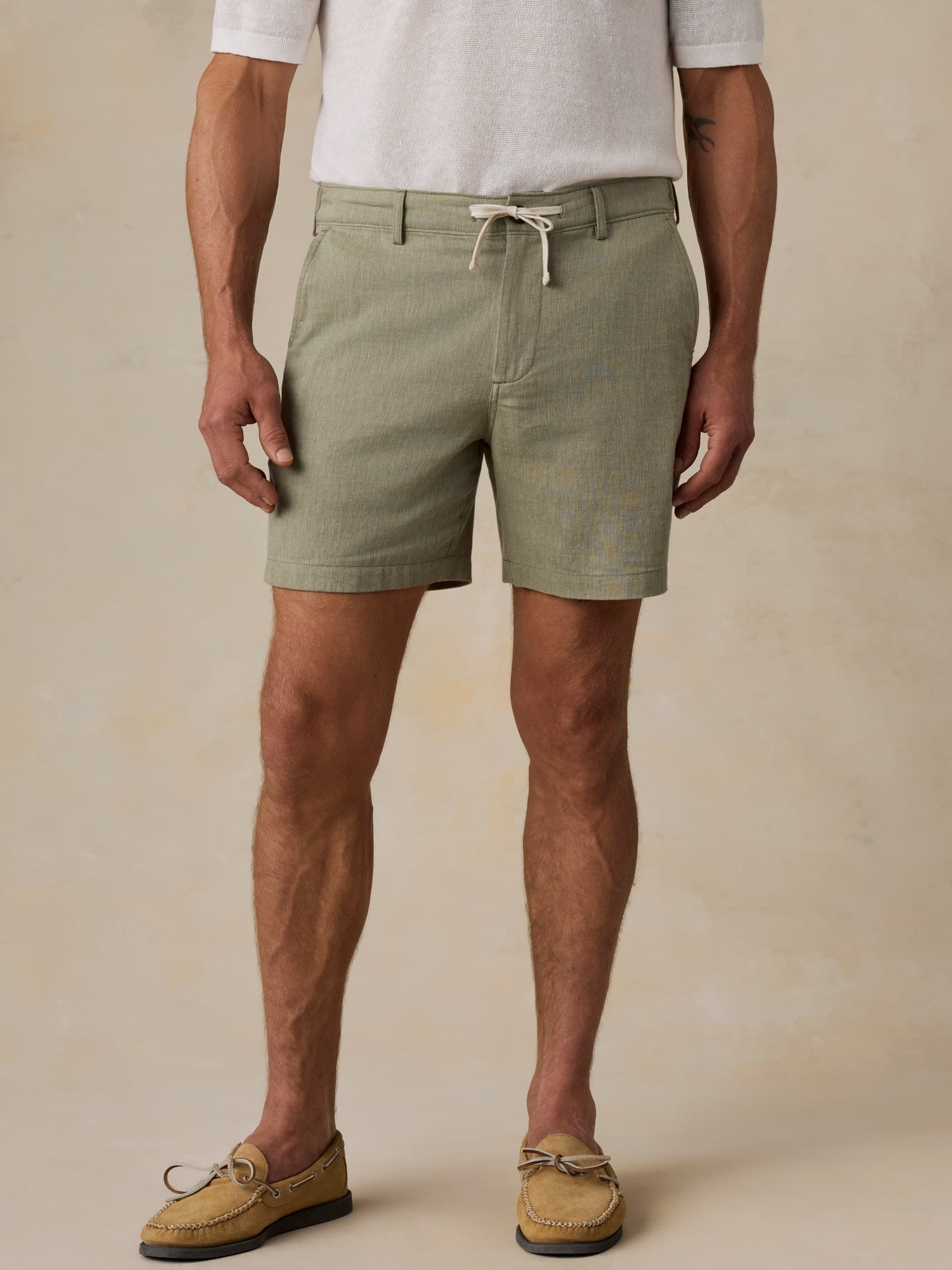 Movement™ Linen Short - Sage Cliff