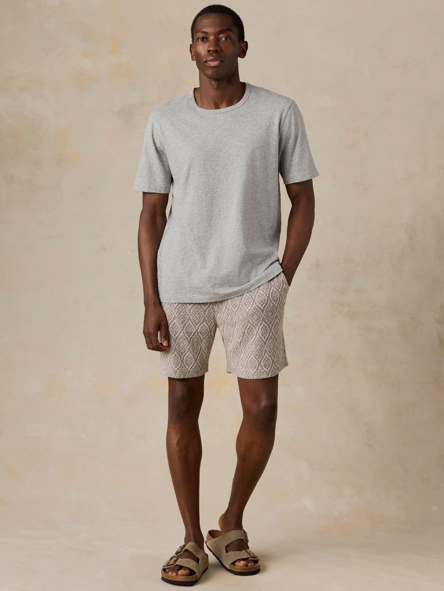 Oasis Drawstring Short - Brown Island Medallion