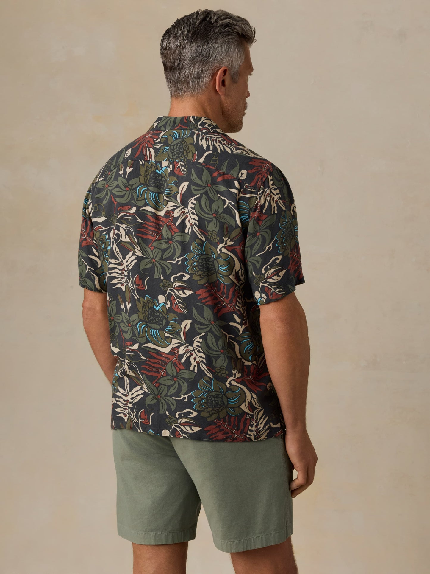 Short-Sleeve Bali Camp Shirt - Rainforest Nights