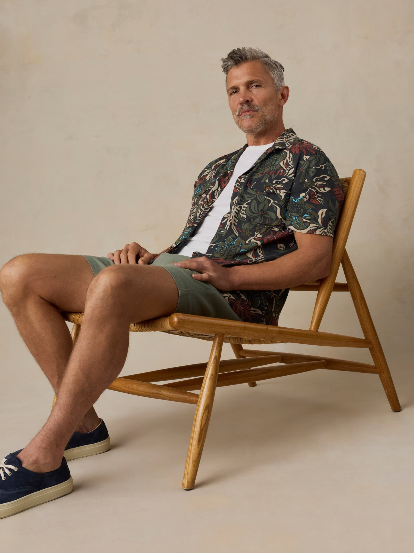 Short-Sleeve Bali Camp Shirt - Rainforest Nights