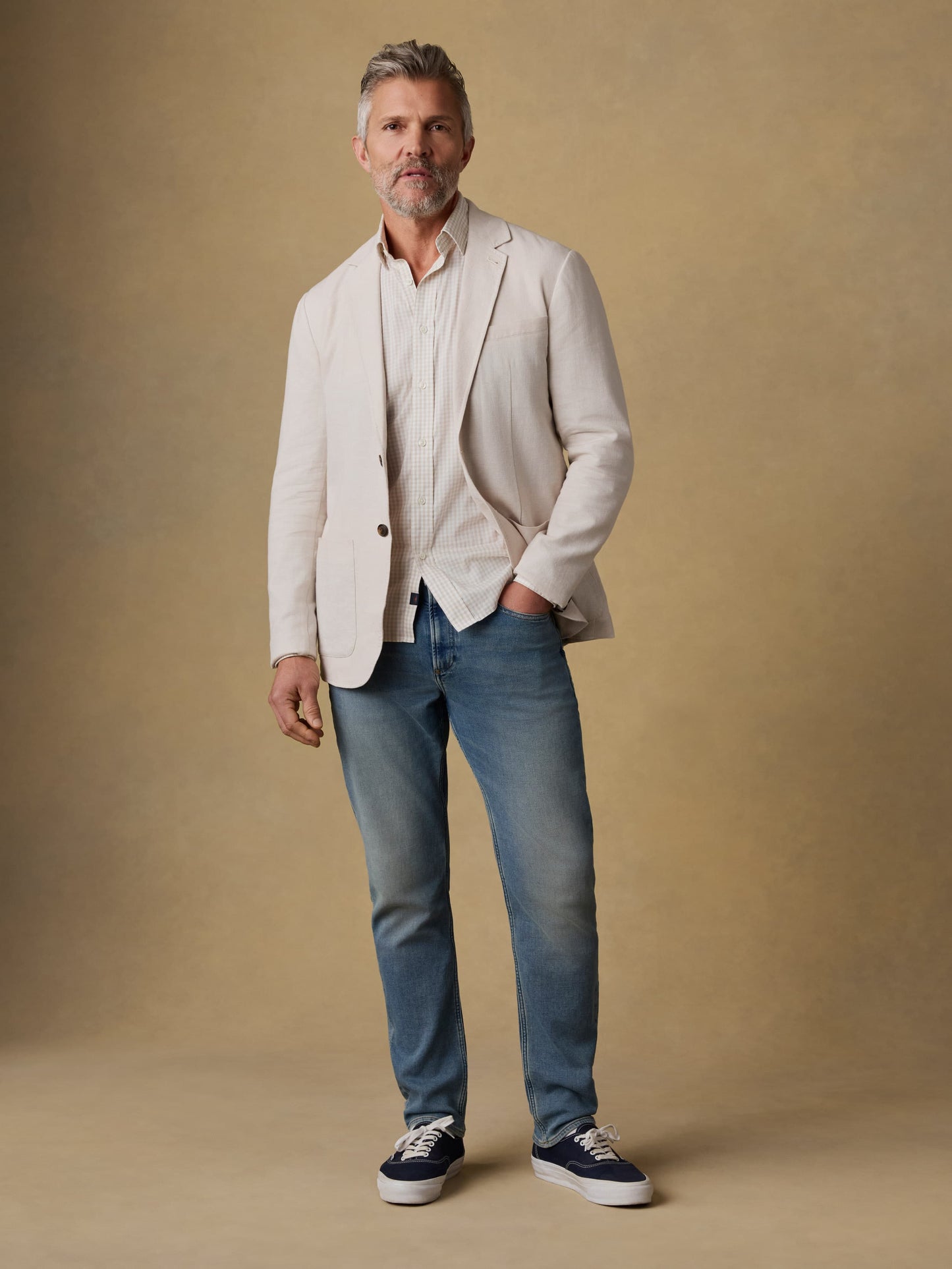 Movement™ Linen Blazer - Dorset Sand