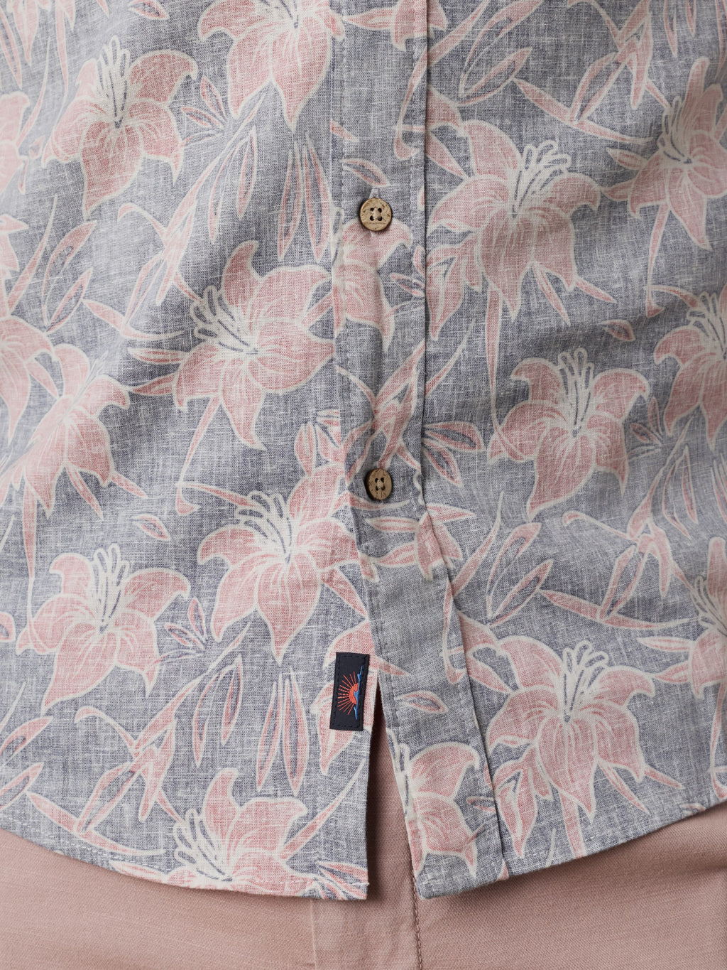 Short-Sleeve Breeze Shirt - Navy Red Lotus